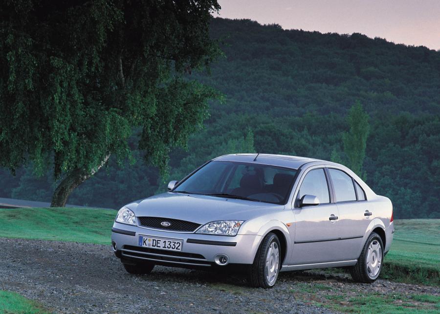  Ford Mondeo 2000 года  (фото 31 из 79)